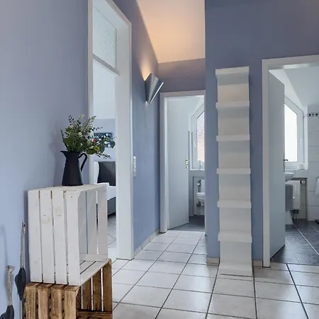 Ruhiges Juwel: Frisch Renoviert 100 Qm Apartment Julich