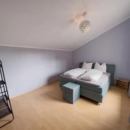 Apartment Ruhiges Juwel: Frisch Renoviert 100 Qm Julich